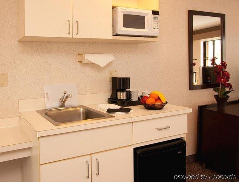 Lakeshore Inn Lake Oswego Zewnętrze zdjęcie