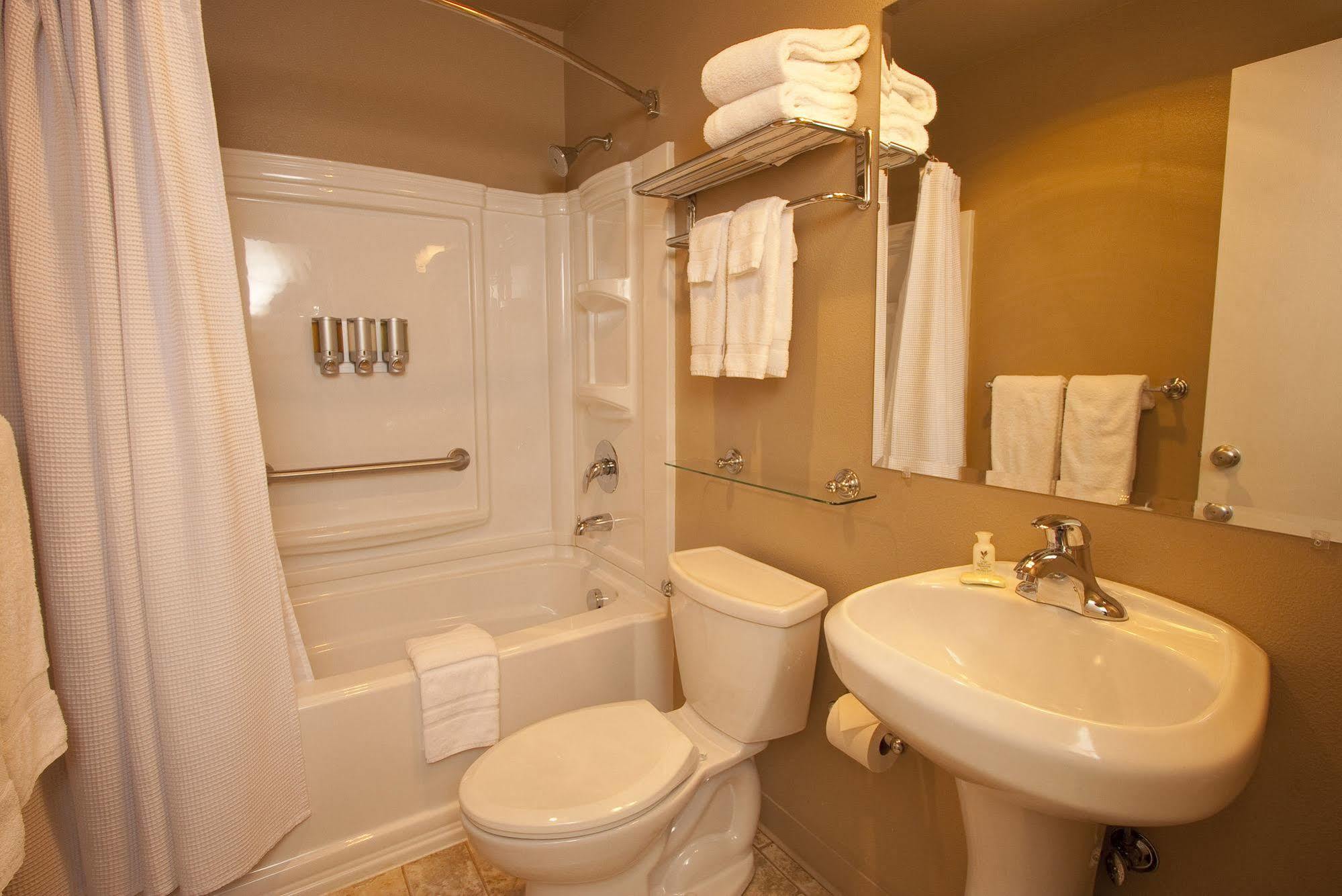 Lakeshore Inn Lake Oswego Zewnętrze zdjęcie